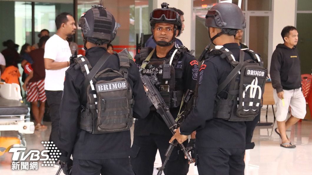 紐西蘭籍機師遭俘虜!印尼軍方搶救遇襲 9死20人失蹤