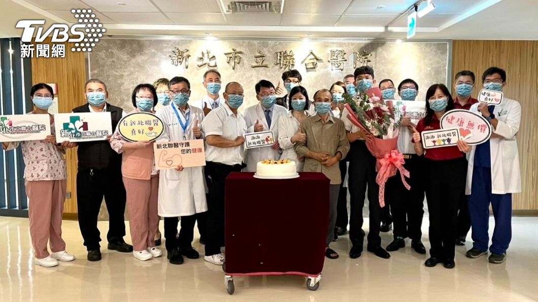 男子康復出院。（圖／TVBS）
