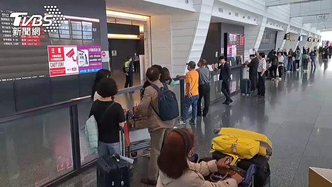 帶鴨脖子入境「挨罰3萬」 陸客批搶錢:差別對待