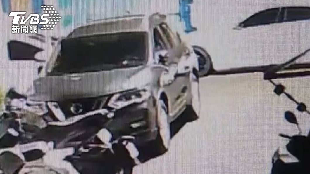 該輛車子並未上鎖。（圖／警方提供）