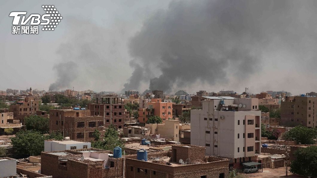 蘇丹內戰進入第3日,聯合國官員指出,衝突已造成近200人死亡。(圖/達志影像美聯社)