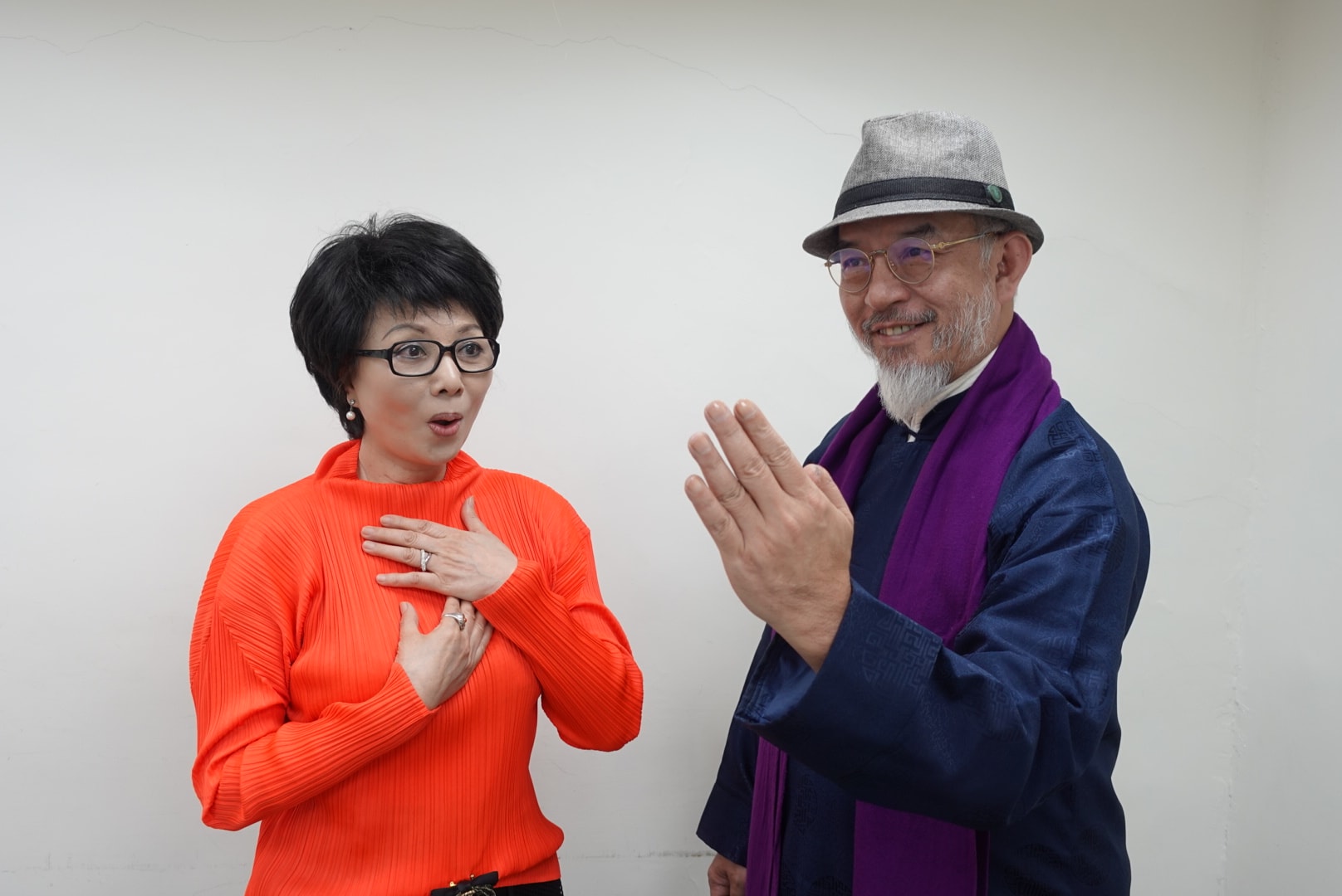 上官明莉近年來研究紫微斗數有成。(圖/翻攝命運歐賣尬臉書)