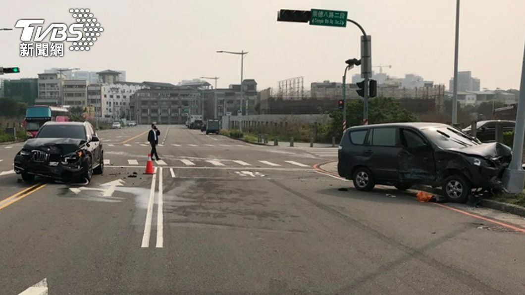 現場十分凌亂。(TVBS)