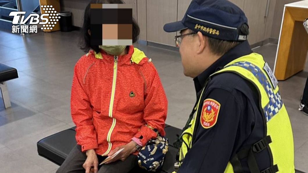 黃婦與姪子許久未見面,最近突然接到自稱是姪子的來電。(圖/警方提供)