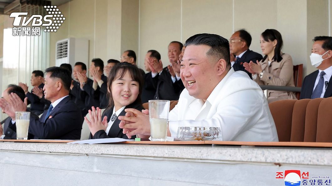 金正恩視察太空機構 指示如期發射間諜衛星
