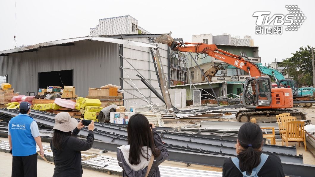 祭鐵腕!竹縣府強勢拆除農地違法工廠倉庫 決不寬貸