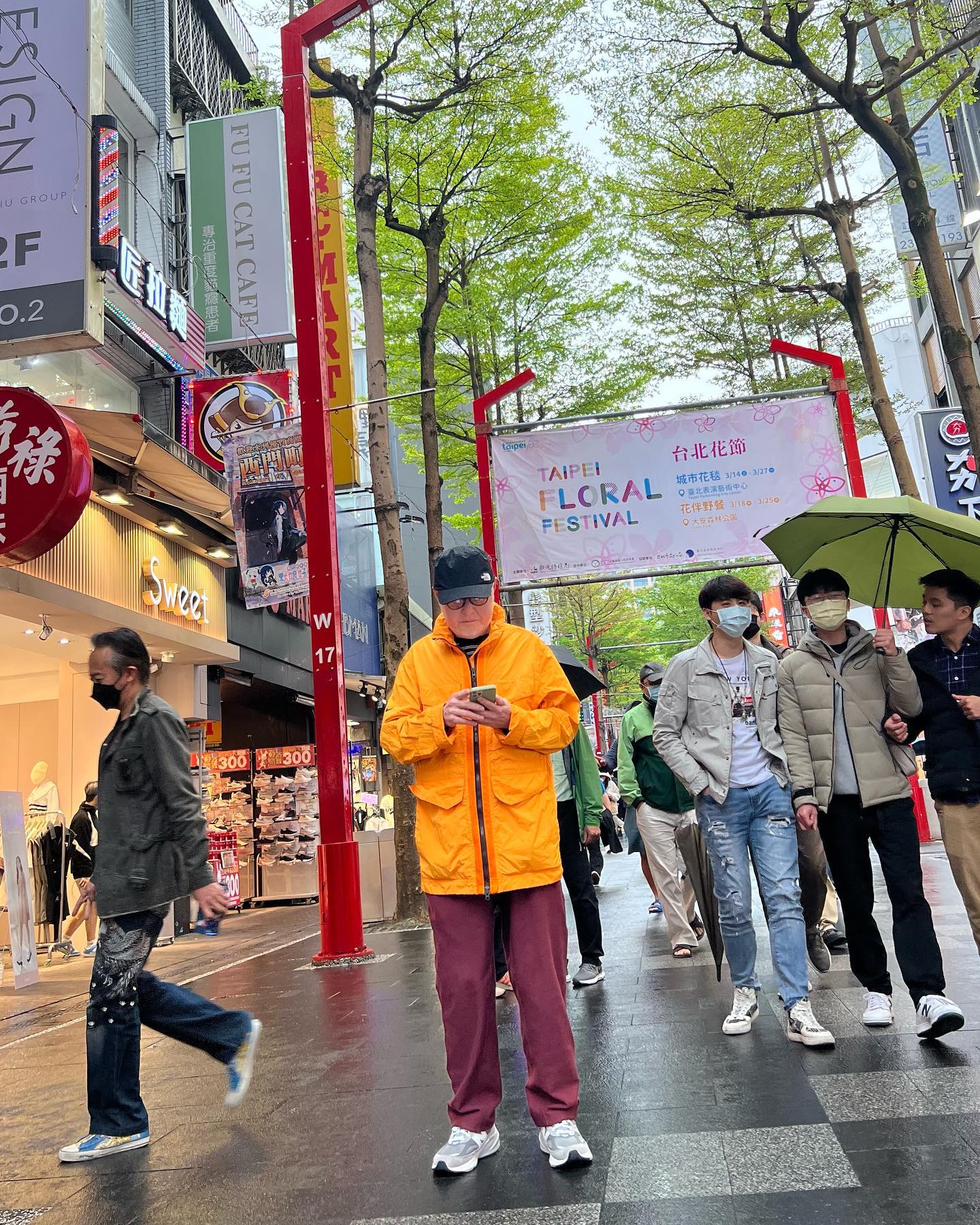 谷德昭現身西門町。（圖／翻攝自谷德昭臉書）