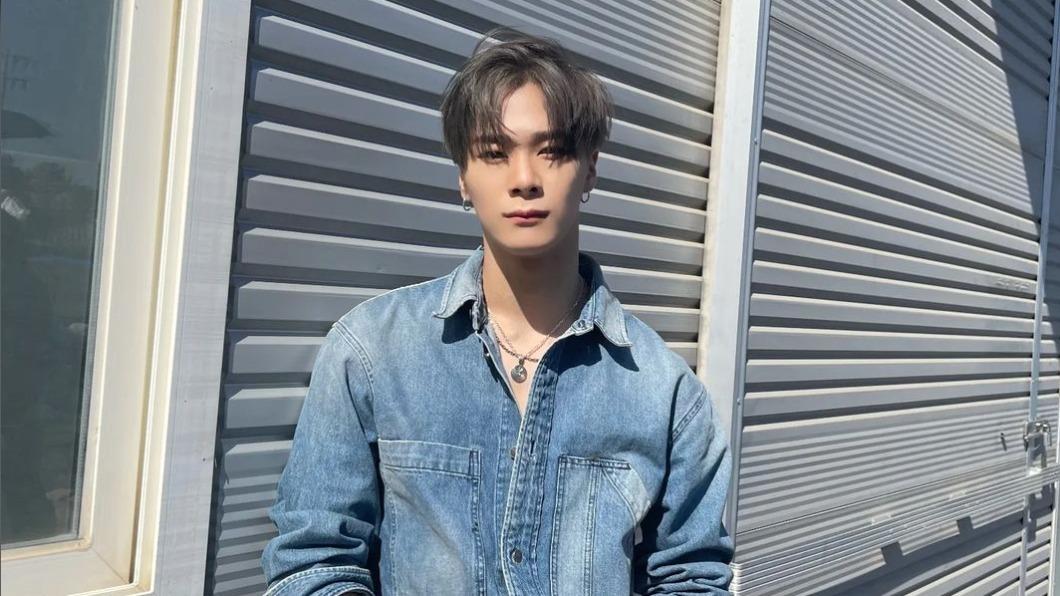 文彬昨19日在家中身亡,得年25歲。(圖/翻攝自文彬 IG)