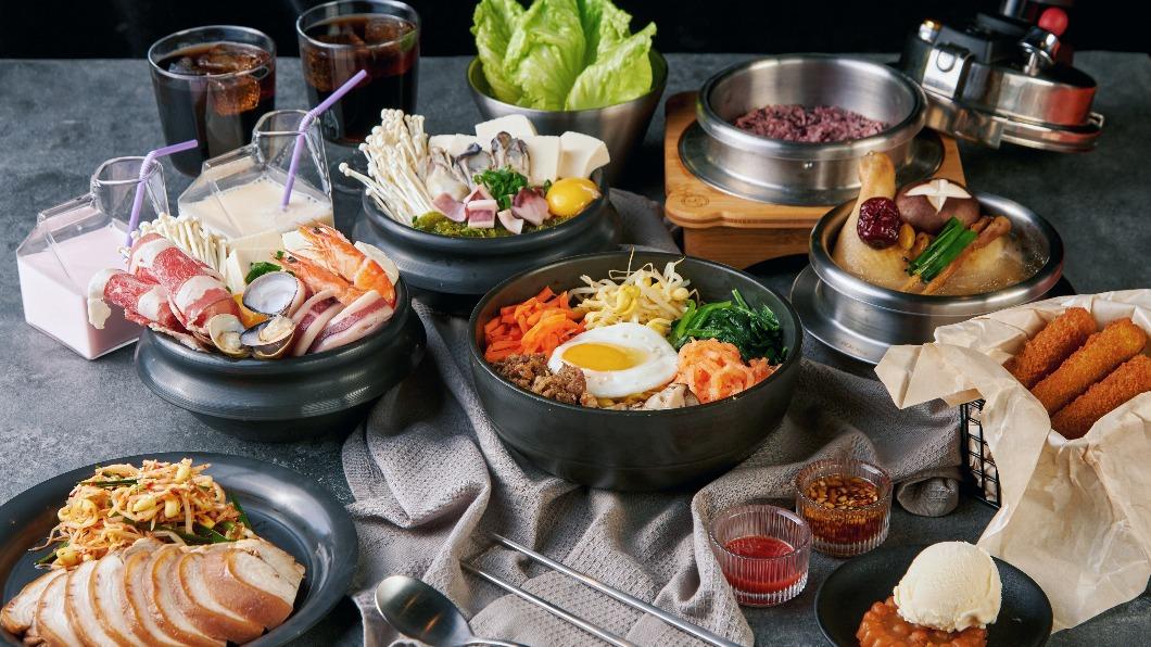 阿喜豆釜堂豆腐鍋有8種選擇。(圖/業者提供)