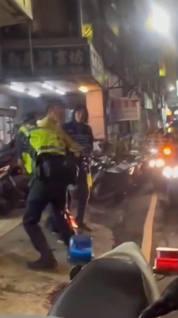 現場為中港厝福德祠遶境活動。（圖／翻攝自黑色豪門企業）