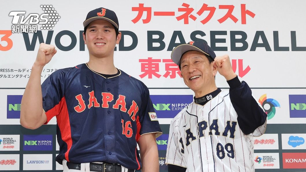 大谷翔平的球衣、球帽等相關周邊商品在二手拍賣網站被喊到天價,仍有人買帳。(圖/達志影像美聯社)