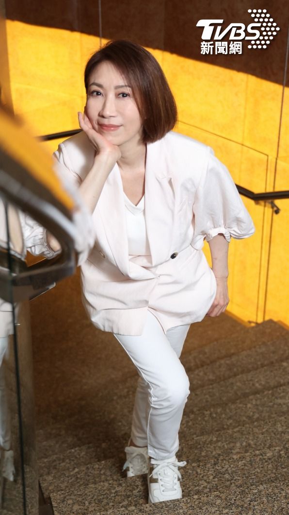 李翊君不輕易喊退休,笑說不想唱休息就好。(圖/梁恩誌攝)