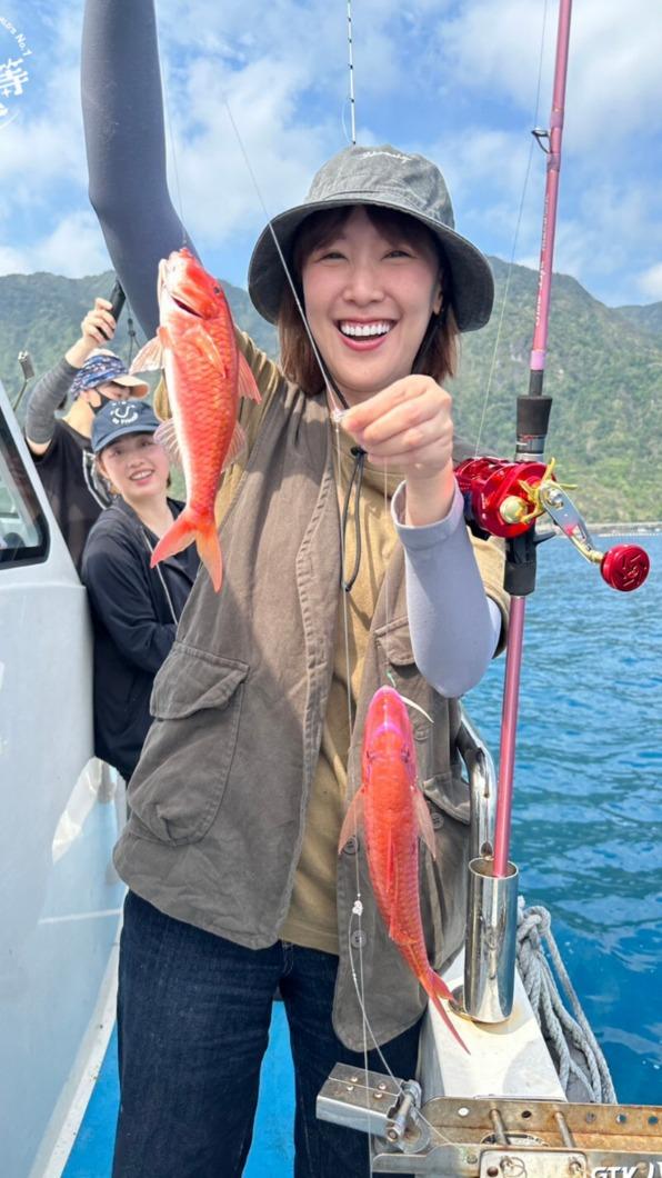 李懿自稱是天才女釣手。(圖/八大提供)