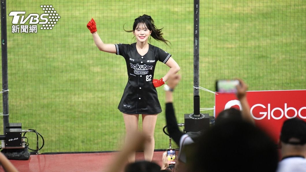 韓職啦啦隊女神李多慧「紅到被離職」。(圖/胡瑞麒攝)