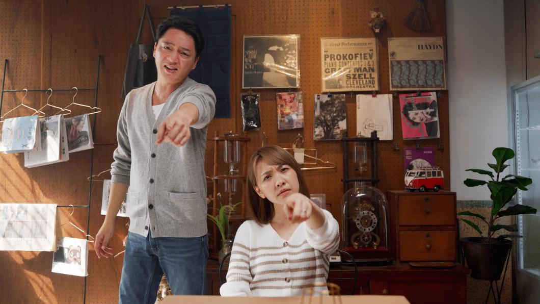 藍葦華、林玟誼飾演甜蜜夫妻,喜劇詮釋穿越陰陽的愛。(圖/華視提供)