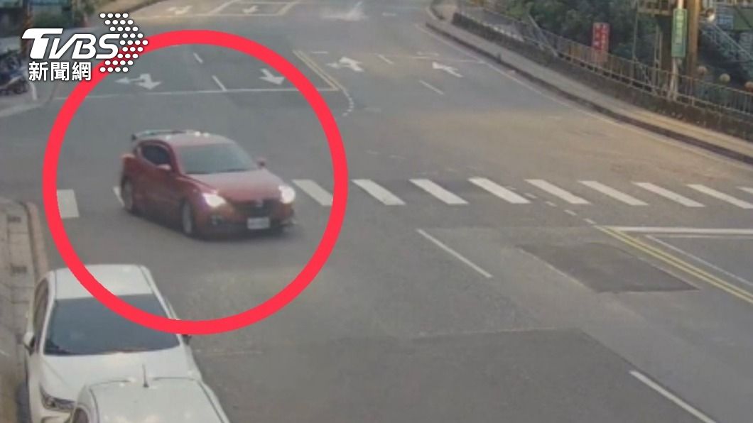 快訊/2少女疑開毒趴猝死! 同房男子「開車先跑」畫面曝光
