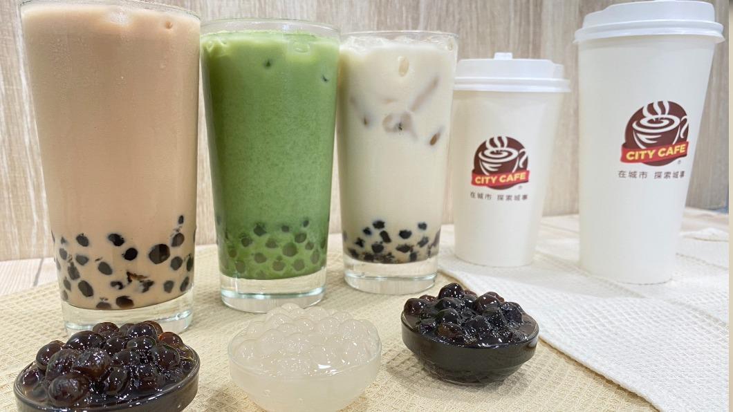 超商推出多款珍珠飲品。(圖/業者提供)