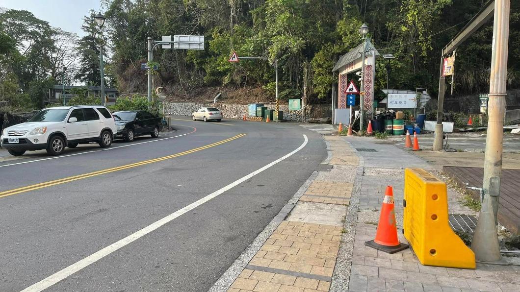 南投縣環潭公路日前發生2死車禍,縣議員石慶龍在臉書要求相關單位檢討該路段的交通號誌。(圖/翻攝石慶龍Facebook)