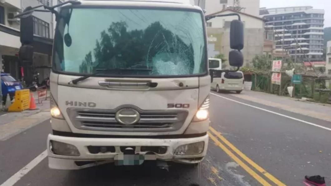 肇事小貨車。(圖/民眾提供)