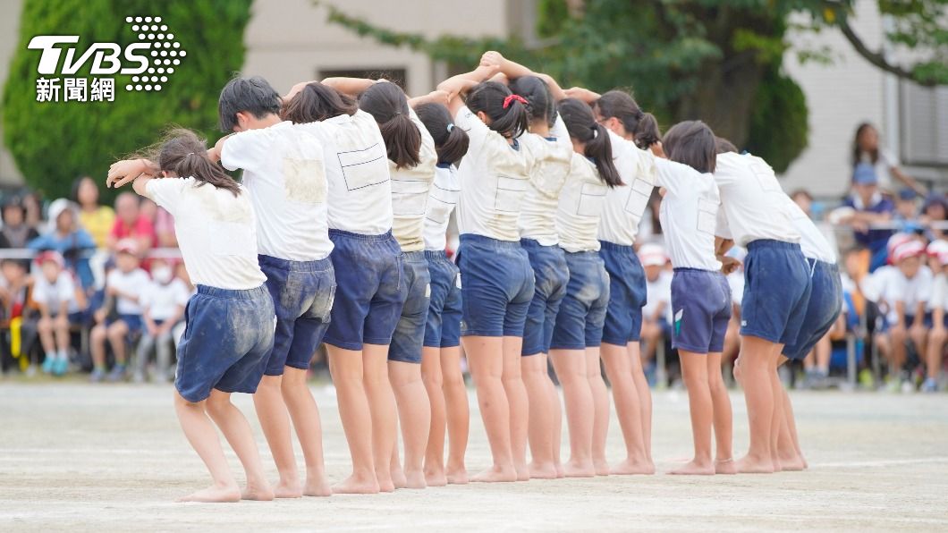 運動會疊羅漢出意外！疑遭上排同學膝蓋擊中頭　少年腦出血亡