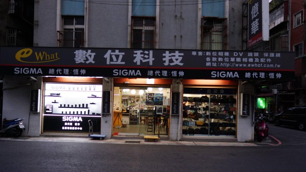 將成時代眼淚!台北20年相機名店5/2歇業 粉絲湧入搶購