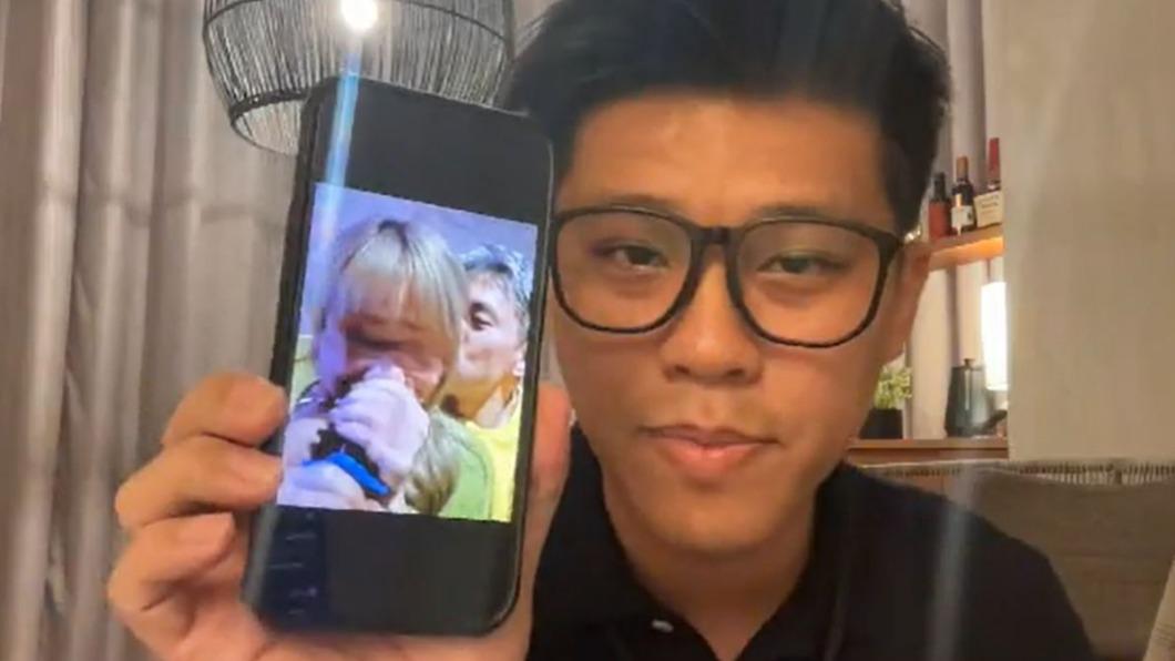照片可見,薛紀綱喜歡與小三自拍,親吻、抱抱樣樣來。(圖/翻攝自「新聞前線專案組葛斯齊」臉書)