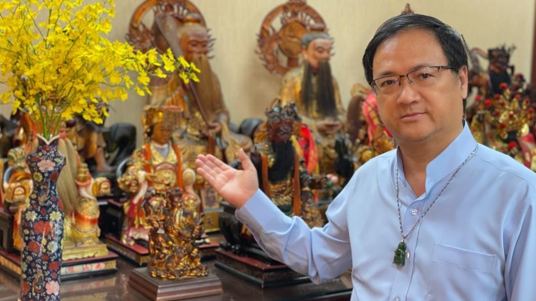 江柏樂對風水、算命相當在行。(圖/翻攝自江柏樂臉書)