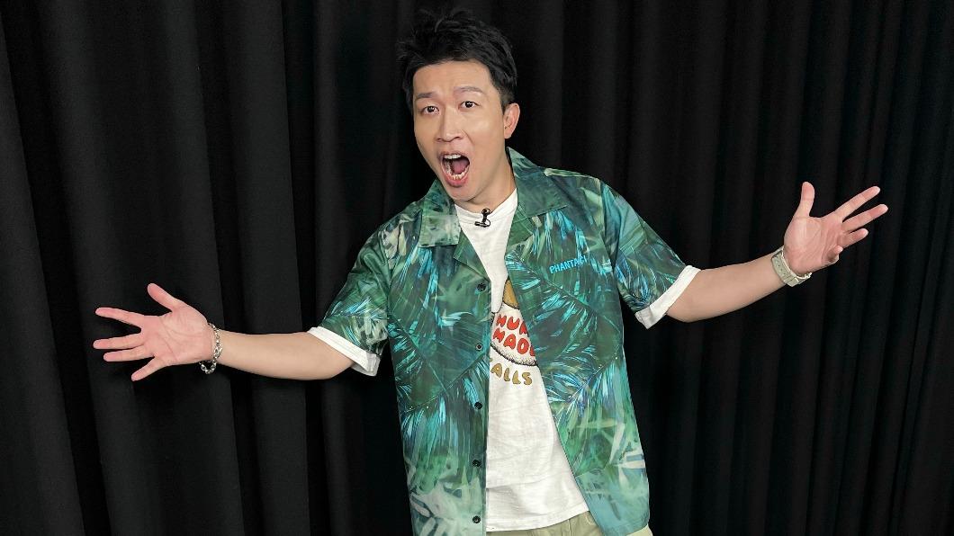 為挺小S疑丟主持棒!派翠克確定掰了 節目證實「主持人換他」
