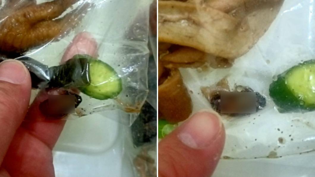 每包滷味裡都有體積不小的蟑螂在。(圖/翻攝自PTT)