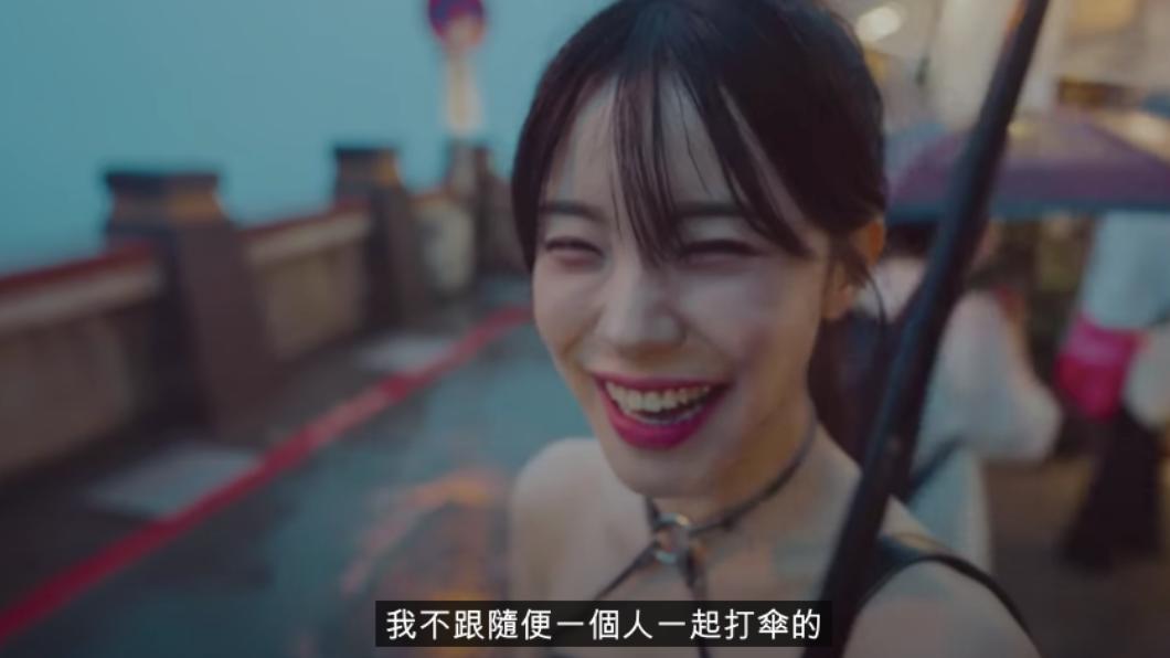 李多慧五月班表來了!新片露性感鎖骨超甜男友視角粉絲瘋狂