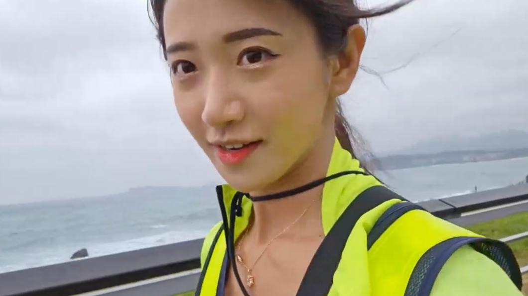巧遇企鵝妹!白衣男求合照「被說NO」 原因曝光網讚爆