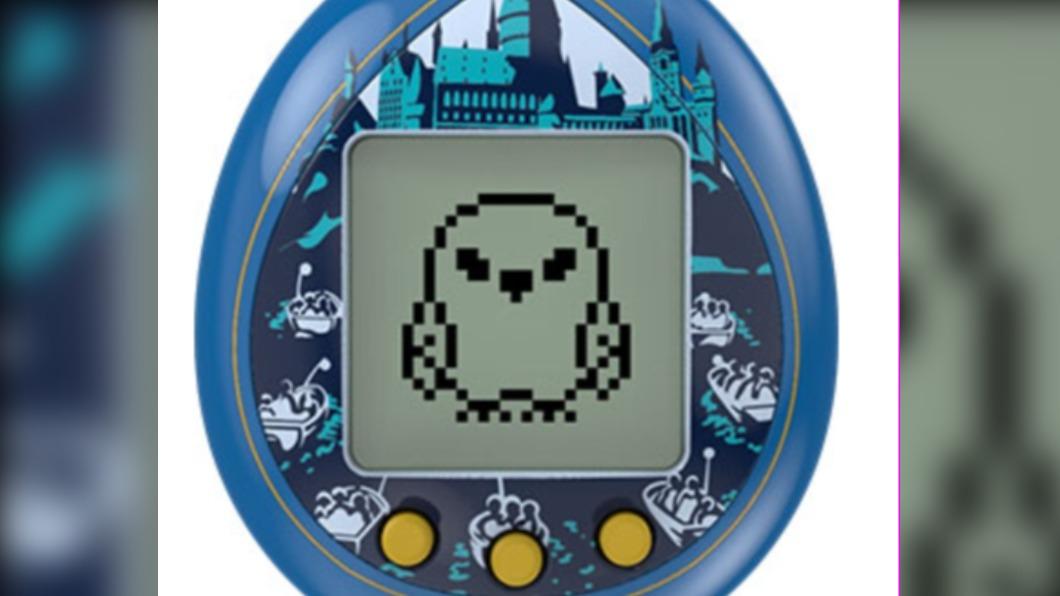 復古可愛的魔法版電子雞。(圖/ 翻攝 https://toy.bandai.co.jp/series/tamagotchi/wizardingworld/)