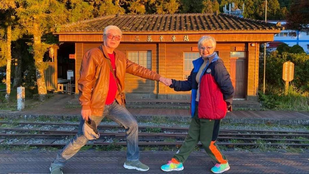 高愛倫（右）曾認為，找到專注事物就可以克服憂鬱症。（圖／翻攝自高愛倫臉書）
