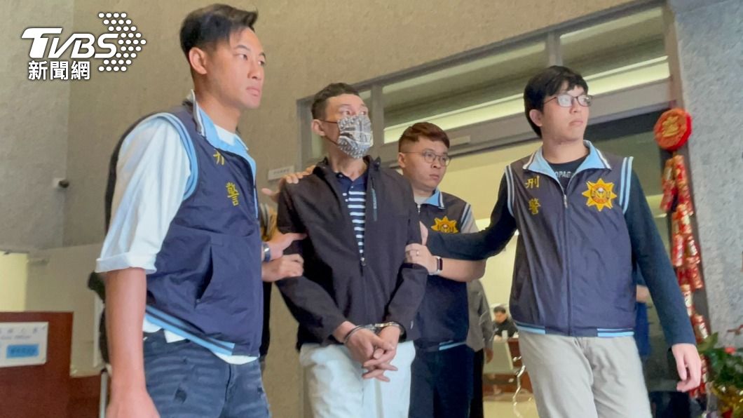 八里槍擊案槍手落網!移送遭攝影機K頭 爆氣飆國罵嗆媒體