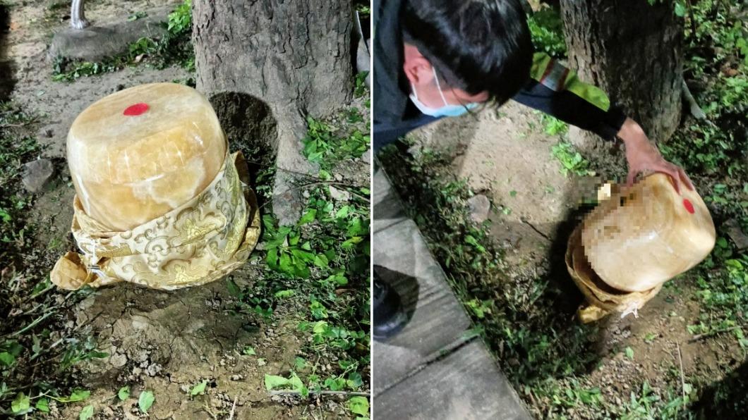 夭壽骨！三重街頭赫見骨灰罈還貼往生者照片　網驚：毛毛的