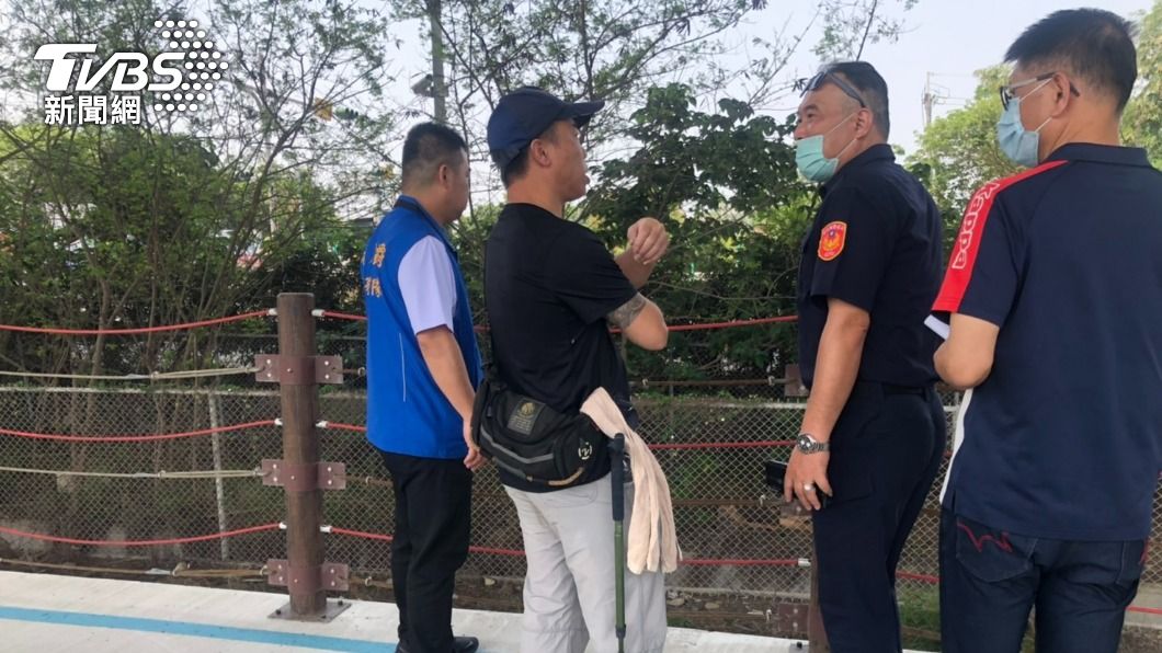 警民合作全力尋找老翁。(圖/和美警分局提供)