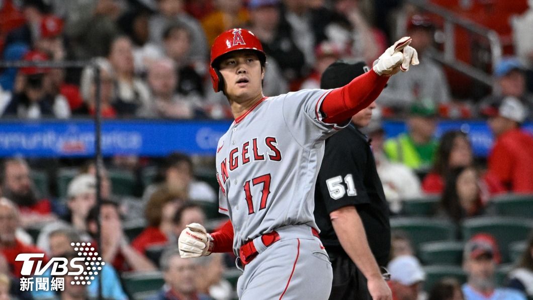 大谷翔平4日投打都有亮眼成績,飆13K還敲出三支安打。(圖/達志影像美聯社)