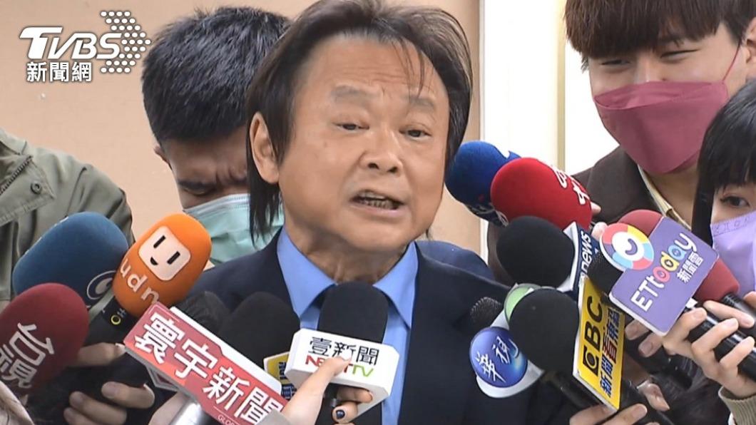 轟藍白!王世堅嗆「郭台銘瞎、侯友宜混」:柯文哲瞎又混