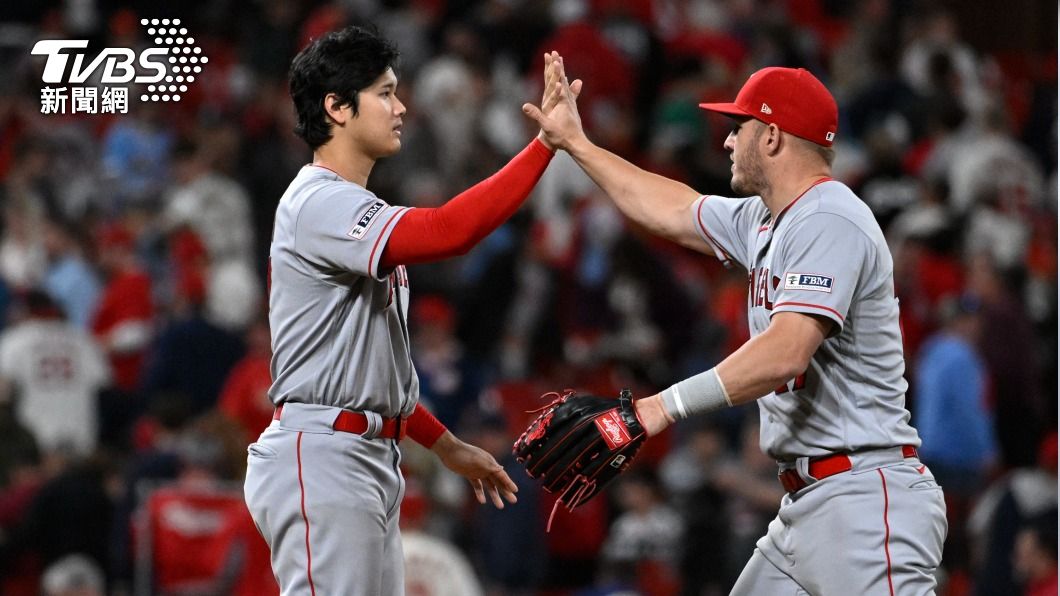大谷(左)達成500次三振里程碑。(圖/達志影像美聯社)