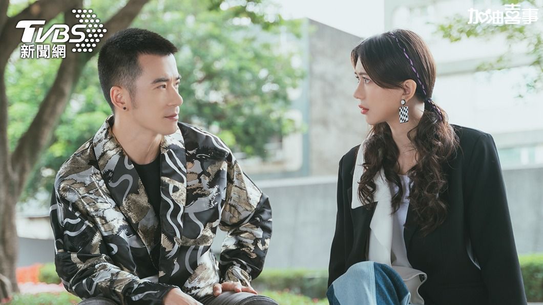 紀言愷刻意接近鄭芯恩。（圖／TVBS）