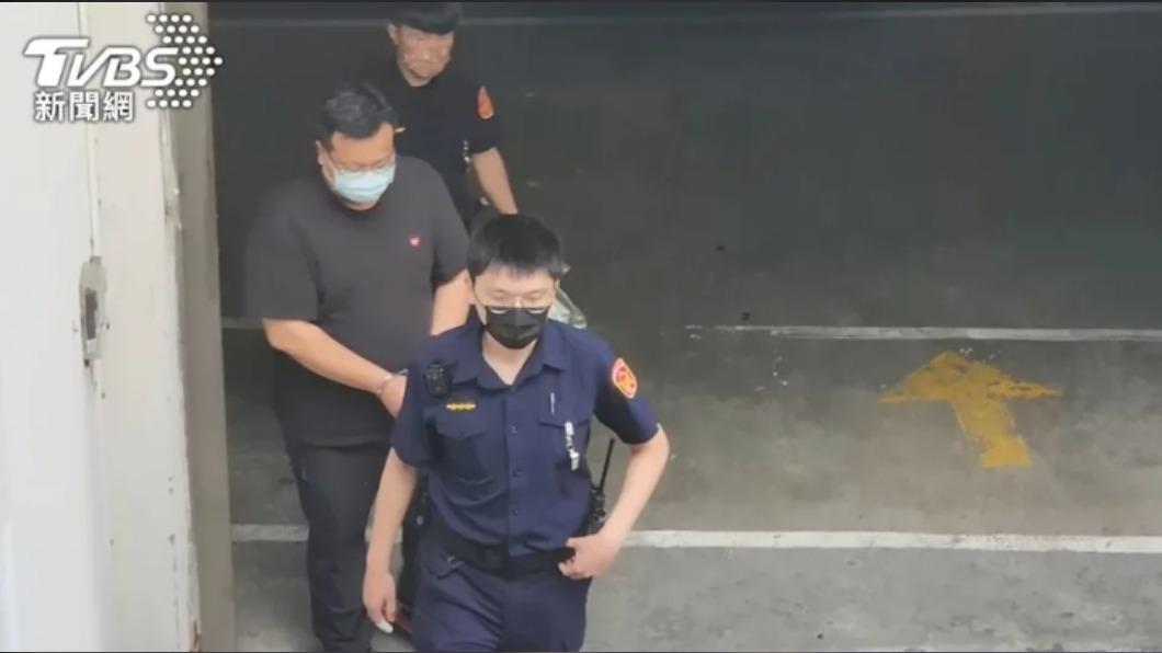 寧夏派出所長葉育忻涉嫌勾結詐騙集團。(圖/TVBS)