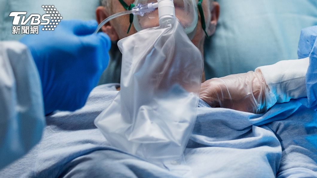 西奧多坦承不忍看到病患受苦。(示意圖/Shutterstock達志影像)