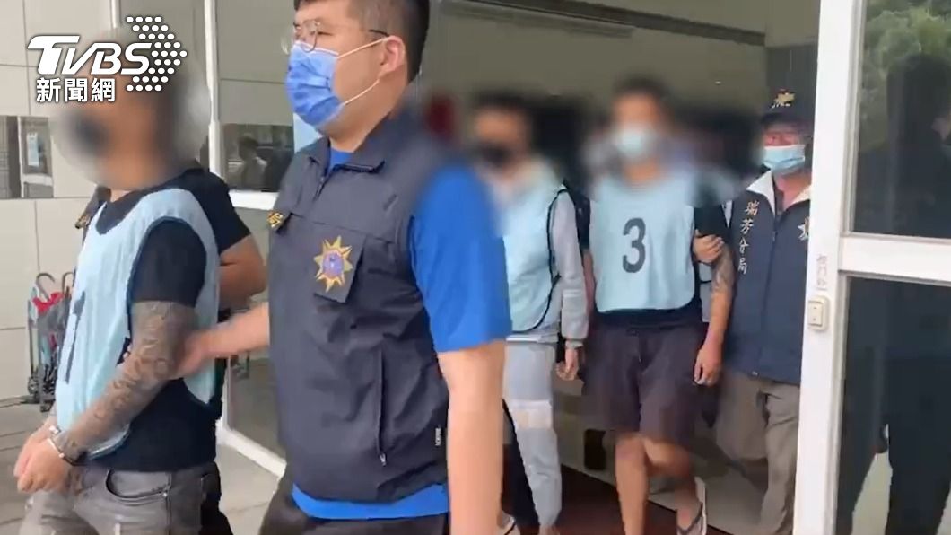 警方移送7名明仁會成員。（圖／TVBS）