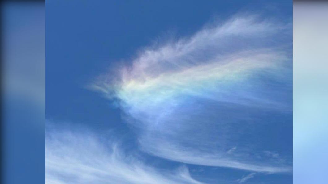 超罕見!台南天空驚現夢幻「彩虹雲」 萬人暴動:被幸福籠罩