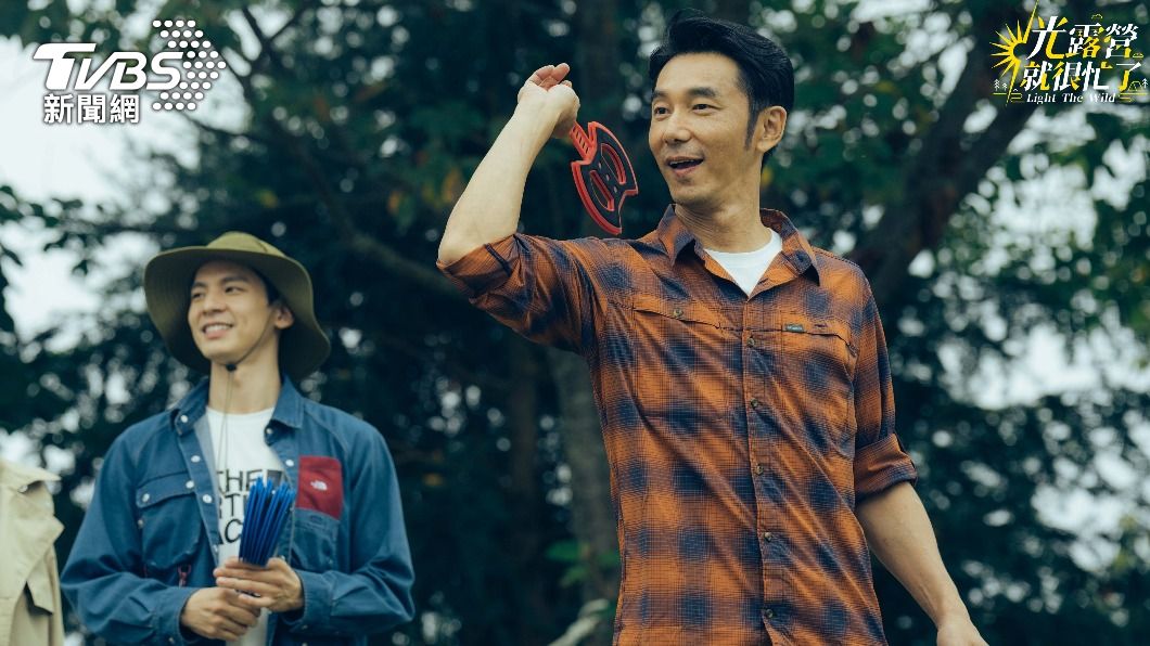 李李仁玩遊戲喊「不想跟林心如一組」。（圖／TVBS）