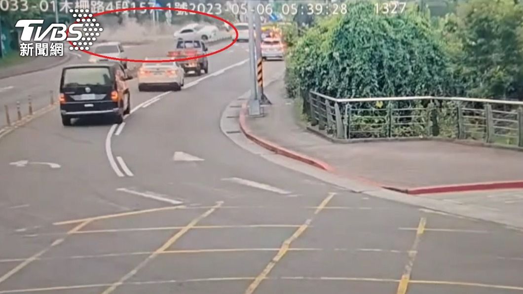 鄭姓實習律師撞車後,傷勢嚴重昏迷,治療休養2個月才出院。(圖/TVBS資料畫面)