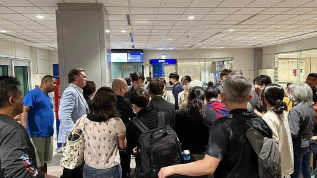 開航不到半個月!星宇洛杉磯航班卡東京臨時取消 旅客怒