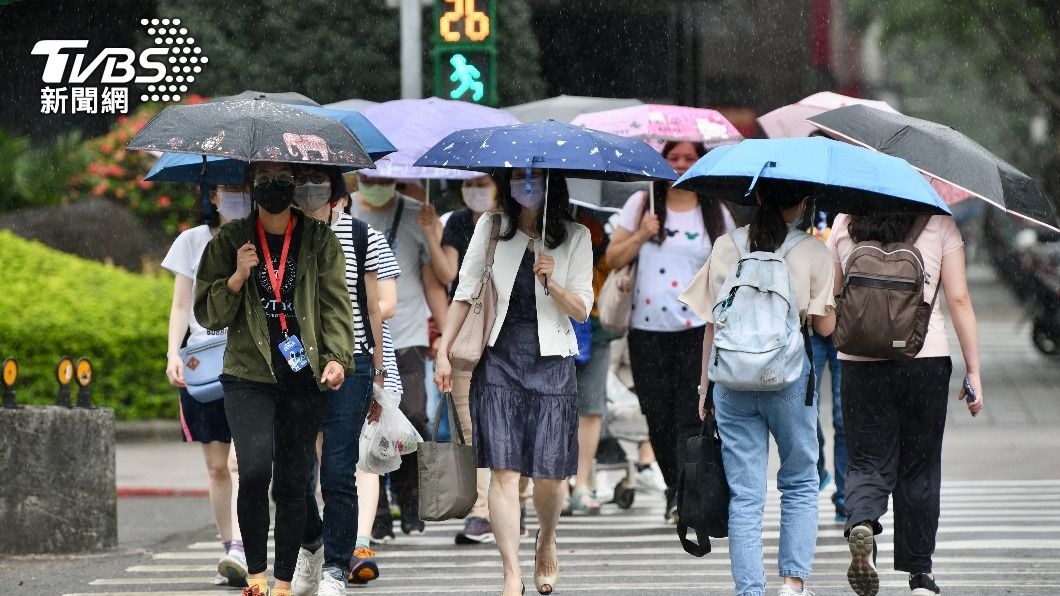 瑪娃海警解除「繼續灌」!11縣市豪大雨特報 放晴時間點出爐