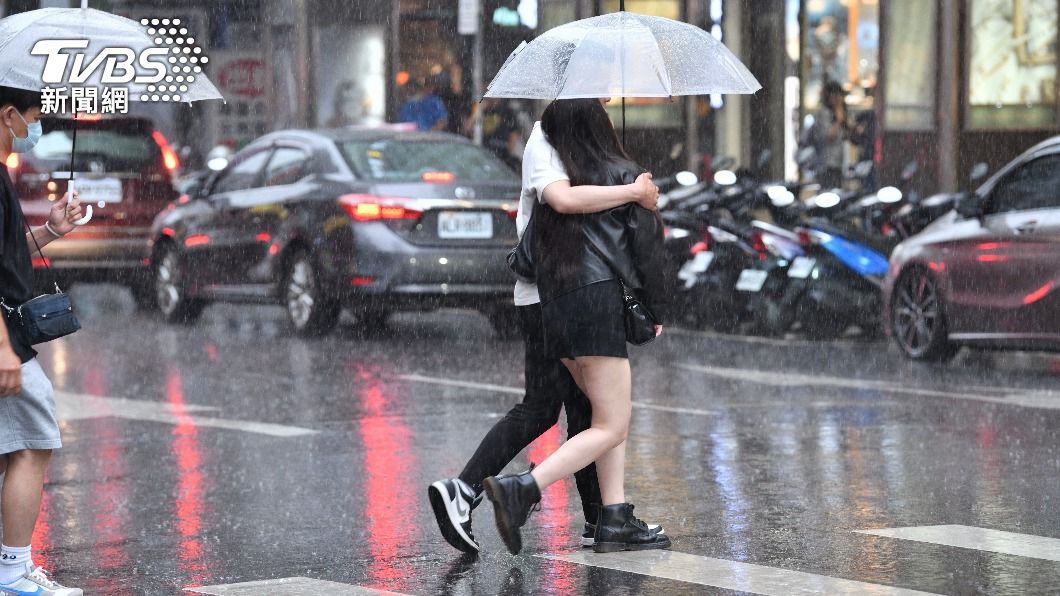 西半部防午後雷雨!新颱「杜蘇芮」最快明生成 颱風警報機率曝光