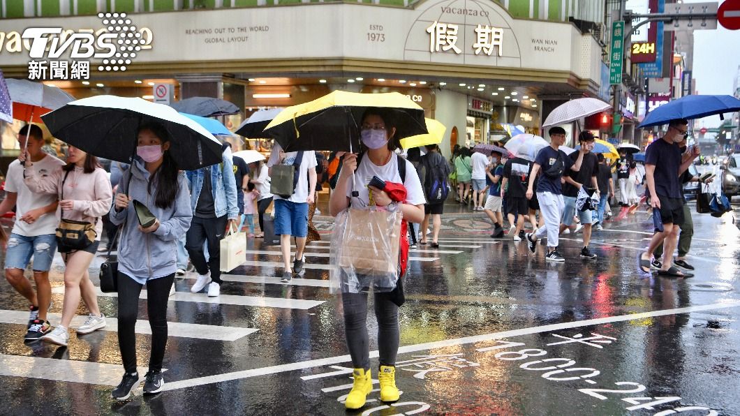 明全台有雨!濕冷到這天才放晴 一圖看「下波鋒面襲台時間點」